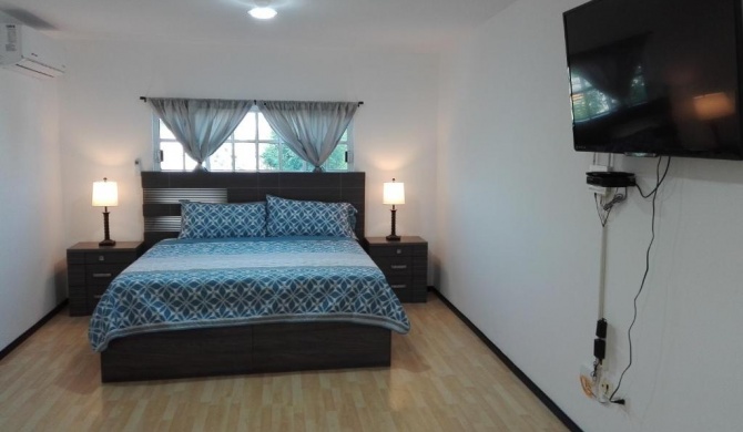 MV Suites Suc. Capilla