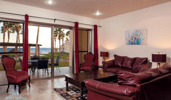 Condo with Beach Access in Playa Blanca