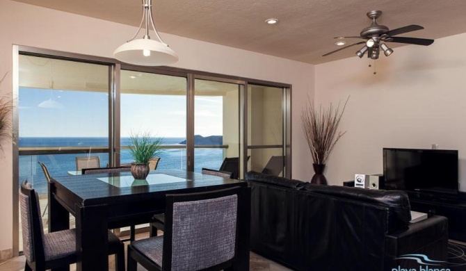 Playa Blanca Penthouse Condo