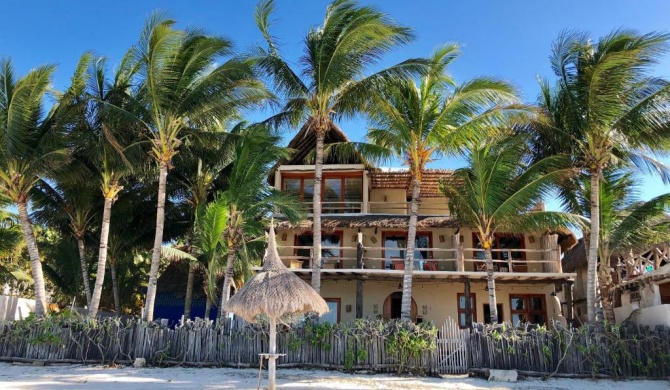 CASA CAT BA Beachfront Boutique Hotel