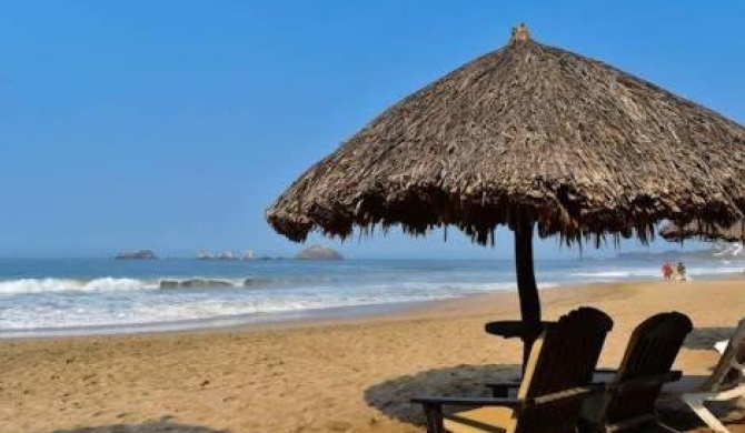 VILLA PARA 8 PERSONAS 6 Adultos 2 Menores En HOTEL TSORO IXTAPA WIFI GRATIS