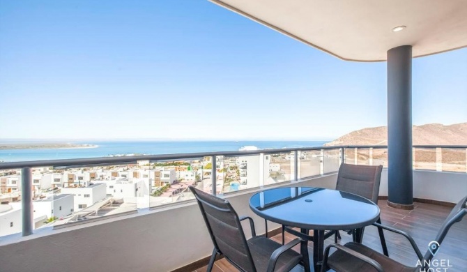 7th-floor condo w incredible ocean view & 2 pools