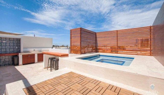 Brand New Townhome with Private Rooftop Plunge Pool