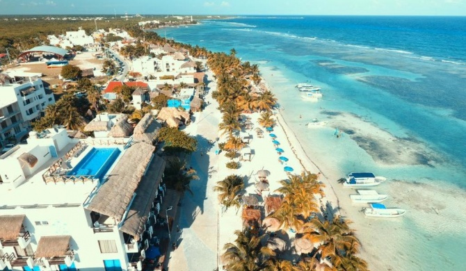 Hotel Blue Reef frente al mar