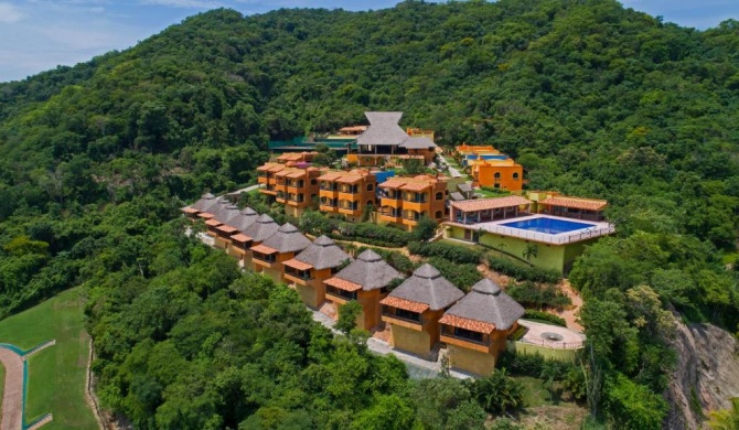 El Corazón Resort