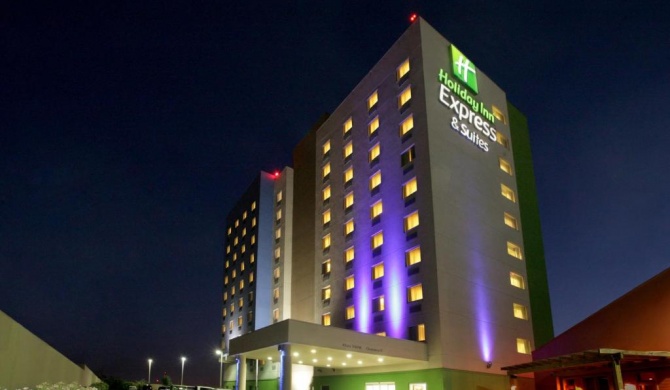 Holiday Inn Express & Suites Monterrey Aeropuerto, an IHG Hotel