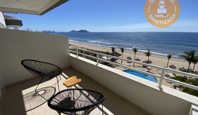 Condo en Quintas del Mar Junto al Mar con Alberca Calefactada