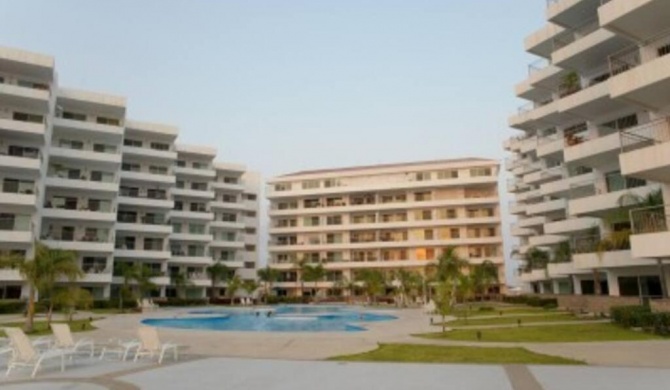 Departamento con alberca en Marina Mazatlán