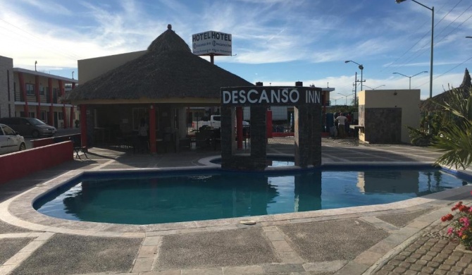 El Descanso Inn